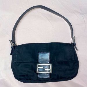 100% authentic Fendi baguette bag.